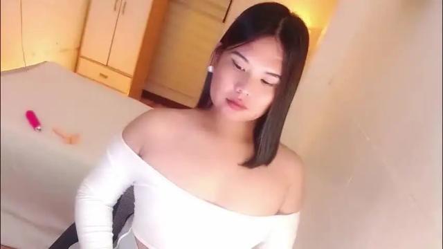 Image 12 of kayleepinay Stream on Chaturbate on 25 days ago