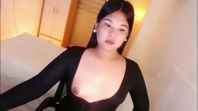 Image 3 of kayleepinay Stream on Chaturbate on 2 days ago