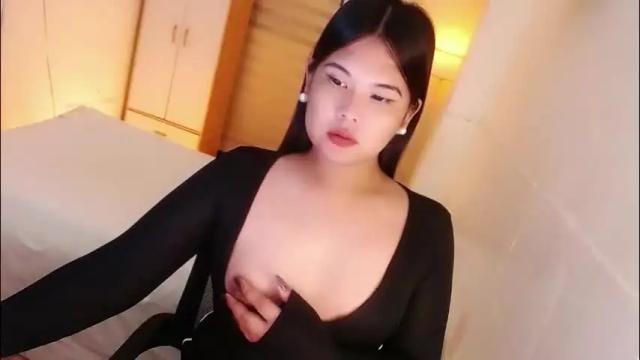 Image 4 of kayleepinay Stream on Chaturbate on 2 days ago