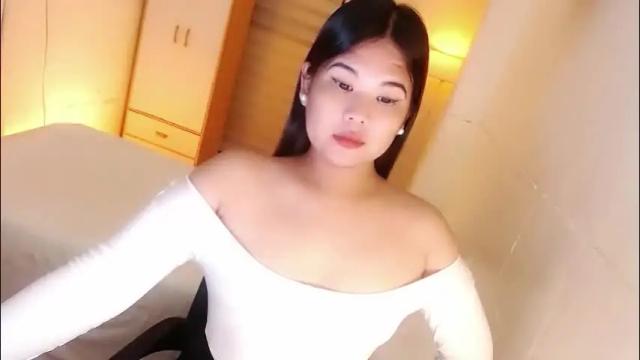 Image 2 of kayleepinay Stream on Chaturbate on 1 day ago