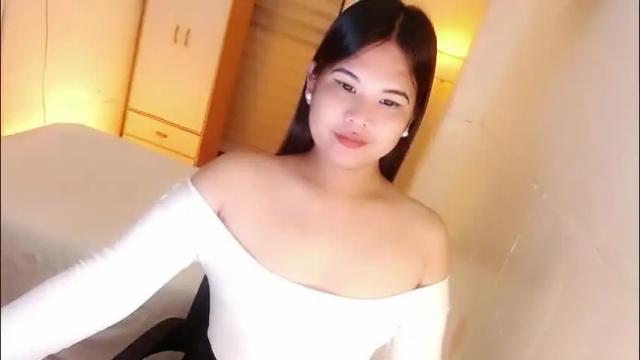 Image 3 of kayleepinay Stream on Chaturbate on 1 day ago