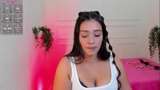 Image 3 of kaymorales Stream on Chaturbate on 6 months ago