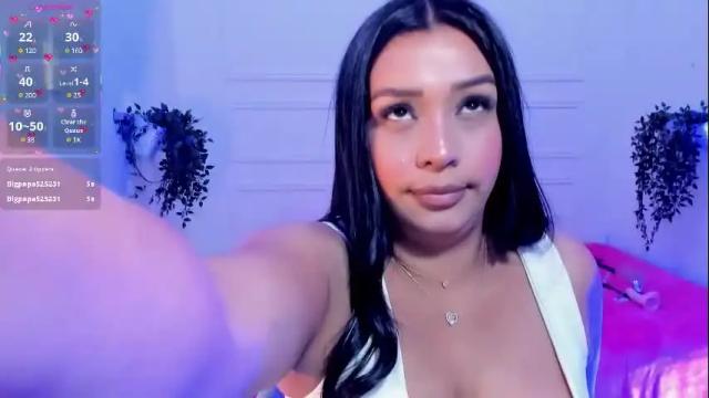 Image 4 of kaymorales Stream on Chaturbate on 5 months ago