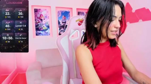 Image 3 of kayraowen Stream on Chaturbate on 12 months ago
