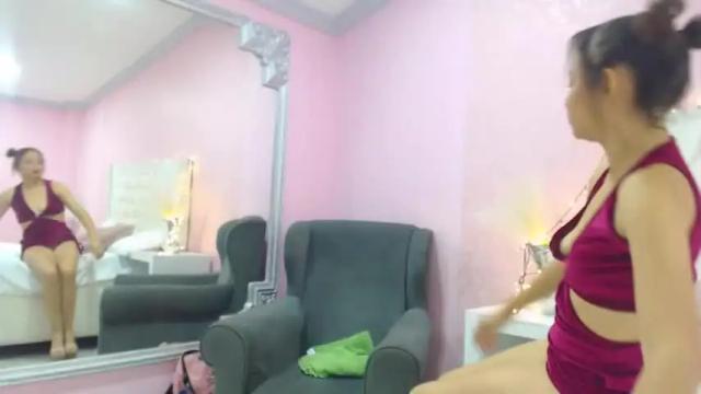 Image 7 of kaystevenson Stream on Chaturbate on 14 months ago