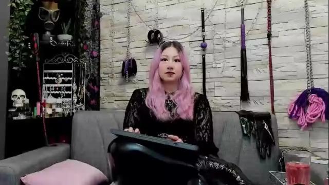 Image 4 of kaziaswart Stream on Chaturbate on 1 month ago