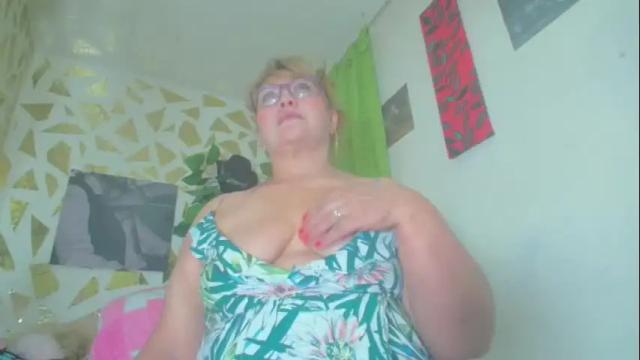 Image 7 of kazsandrah Stream on Chaturbate on 4 days ago