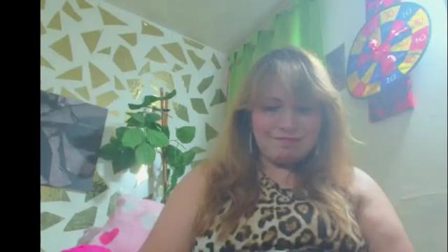 Image 3 of kazsandrah Stream on Chaturbate on 1 month ago