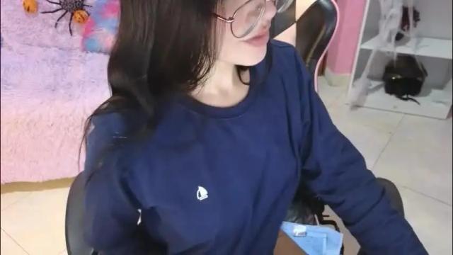 Image 8 of keeiity_moon Stream on Chaturbate on 8 days ago