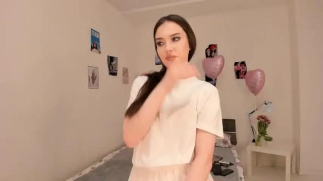 Image 11 of keeleycoppens Stream on Chaturbate on 14 months ago