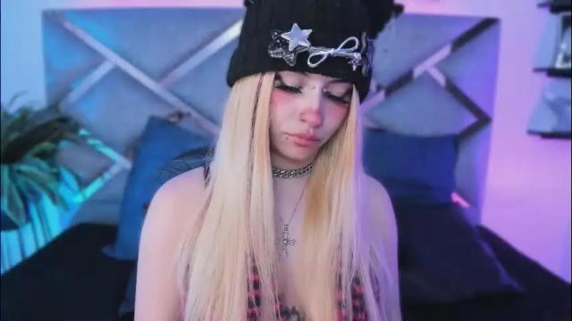 Image 2 of keidy_rose Stream on Chaturbate on 4 days ago