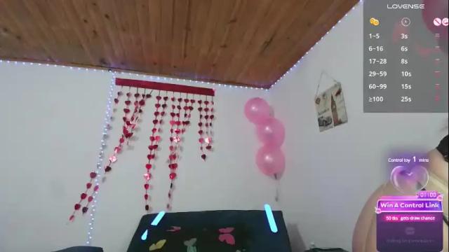 Image 2 of keila_j Stream on Chaturbate on 1 month ago