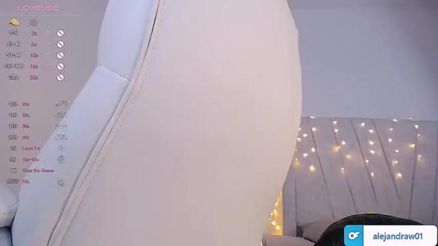 Image 3 of keily_fox_ Stream on Chaturbate on 15 months ago