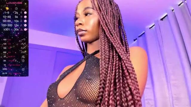 Image 4 of keiry_strong Stream on Chaturbate on 18 months ago