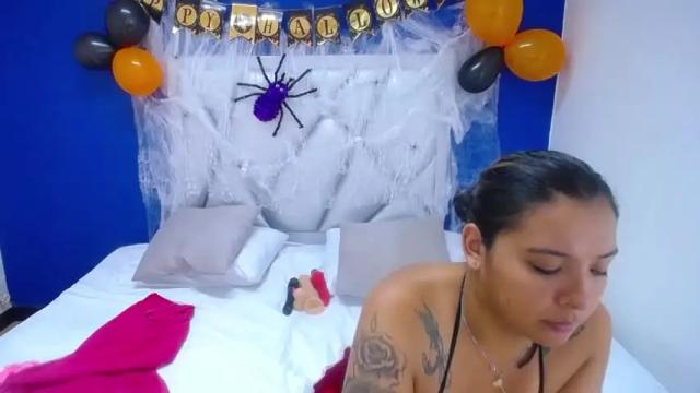 Image 2 of keisha_and_cata Stream on Chaturbate on 20 months ago