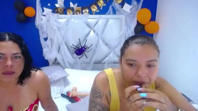 Image 2 of keisha_and_cata Stream on Chaturbate on 18 months ago
