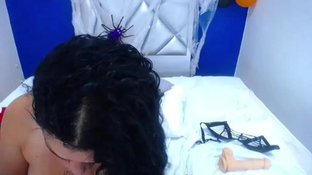 Image 6 of keisha_and_cata Stream on Chaturbate on 18 months ago