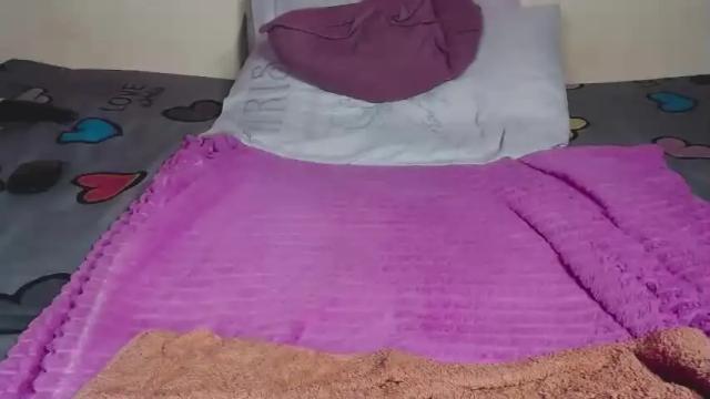 Image 10 of keisy_x Stream on Chaturbate on 14 months ago