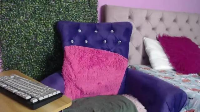 Image 2 of keityy_oliver Stream on Chaturbate on 15 months ago
