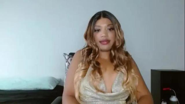 Image 11 of kelliecapri Stream on Chaturbate on 4 months ago