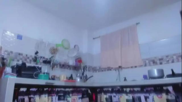 Image 2 of kelly__thomson Stream on Chaturbate on 1 month ago
