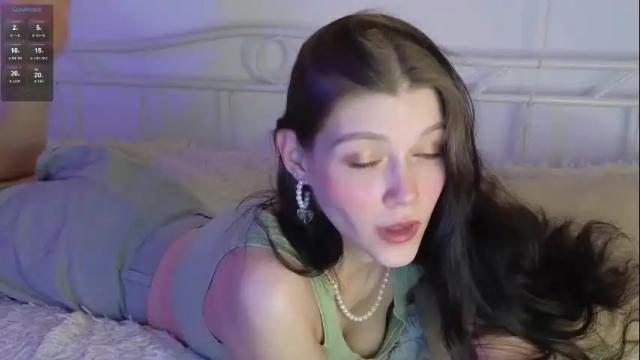 Thumbnail 1, kelly_ember's Stream at Chaturbate, 1 month ago