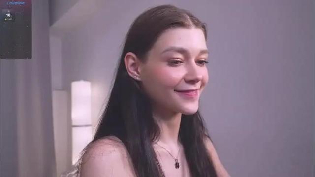 Image 12 of kelly_ember Stream on Chaturbate on 1 month ago