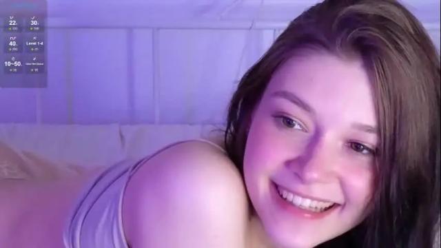 Image 12 of kelly_ember Stream on Chaturbate on 17 days ago