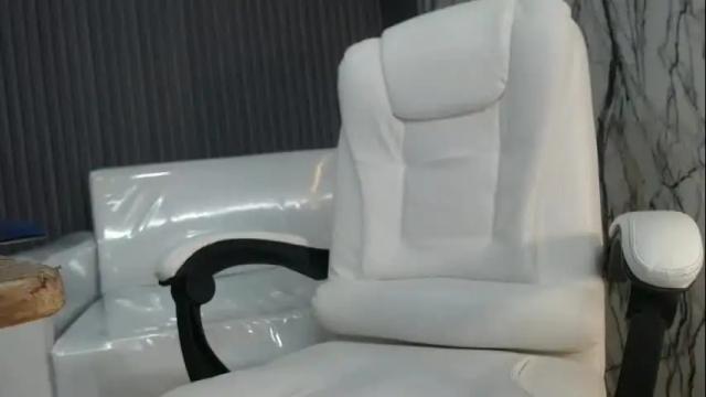 Image 12 of kelly_queenpussy Stream on Chaturbate on 1 month ago