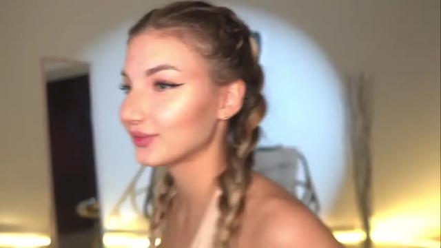 Image 4 of kelly_the_horniest Stream on Chaturbate on 20 months ago