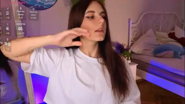 Image 2 of kelly_woods Stream on Chaturbate on 1 month ago