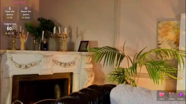 Image 8 of kelly_woods Stream on Chaturbate on 1 month ago