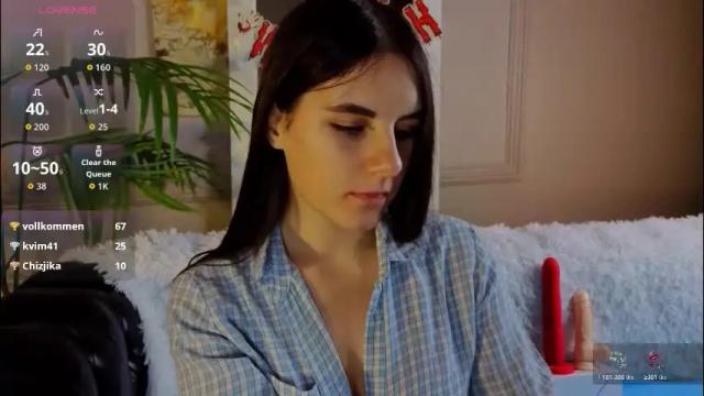 Image 12 of kelly_woods Stream on Chaturbate on 6 days ago