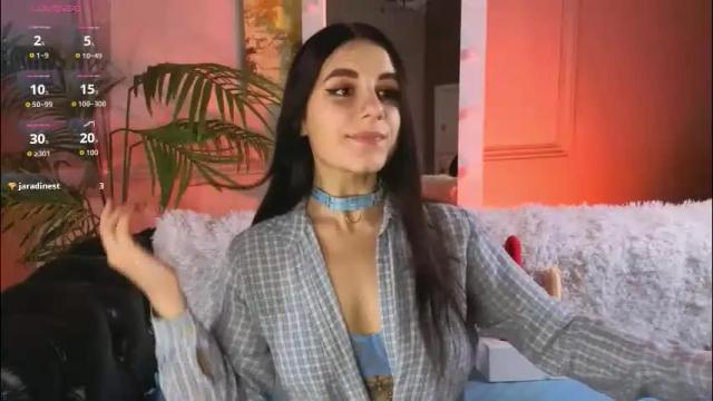 Image 4 of kelly_woods Stream on Chaturbate on 2 months ago