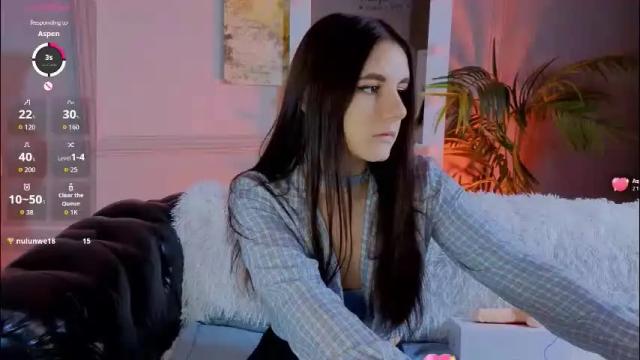 Image 3 of kelly_woods Stream on Chaturbate on 1 month ago