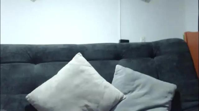 Image 4 of kellyandkataleya Stream on Chaturbate on 2 months ago