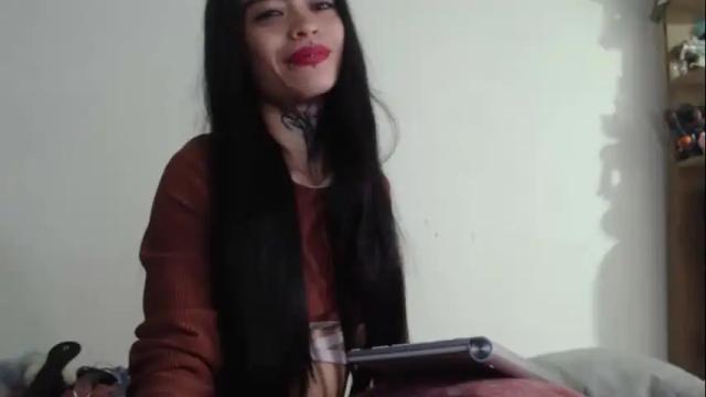 Image 7 of kellyandkataleya Stream on Chaturbate on 2 months ago