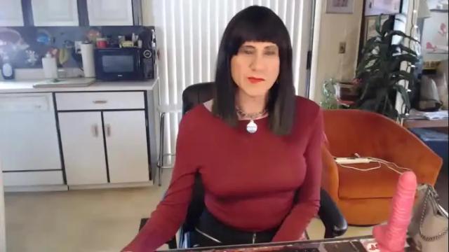 Image 6 of kellyannelynn Stream on Chaturbate on 13 months ago