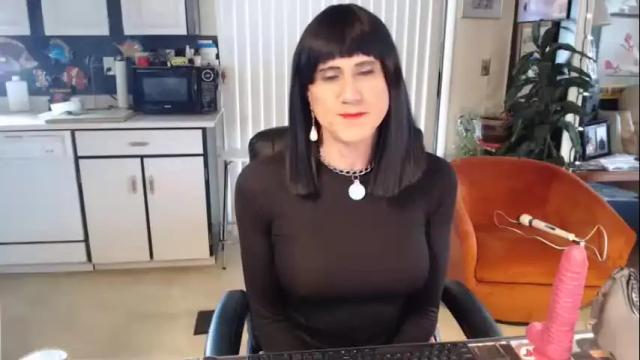 Image 4 of kellyannelynn Stream on Chaturbate on 12 months ago