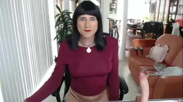 Image 2 of kellyannelynn Stream on Chaturbate on 18 days ago
