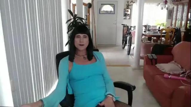 Image 3 of kellyannelynn Stream on Chaturbate on 1 month ago