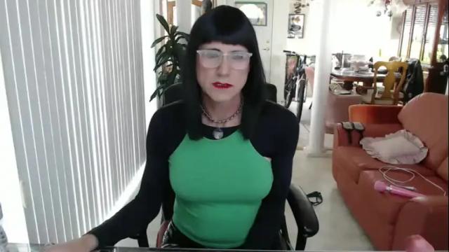 Image 4 of kellyannelynn Stream on Chaturbate on 24 days ago