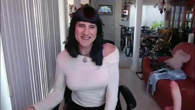 Image 7 of kellyannelynn Stream on Chaturbate on 25 days ago