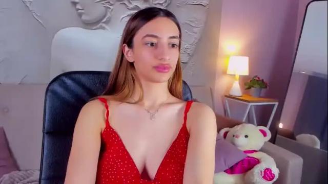 Image 4 of kellybajou Stream on Chaturbate on 8 months ago