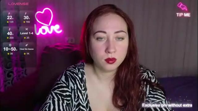 Image 3 of kellycrystall Stream on Chaturbate on 1 month ago