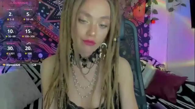 Image 8 of kellyfouler Stream on Chaturbate on 1 month ago