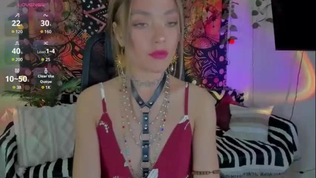 Image 2 of kellyfouler Stream on Chaturbate on 14 days ago