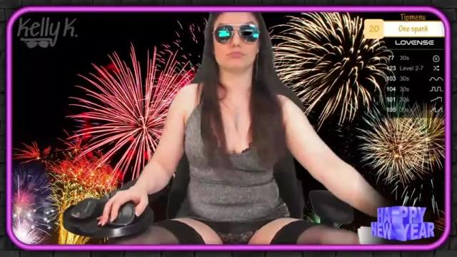 Image 12 of kellykinky Stream on Chaturbate on 17 months ago