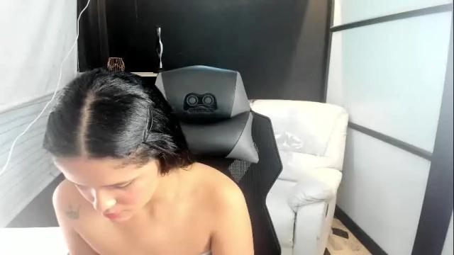 Thumbnail 2, kellymillian_'s Stream at Chaturbate, 2 months ago