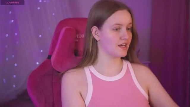 Image 3 of kellypoter Stream on Chaturbate on 17 days ago